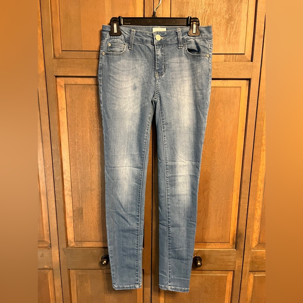 Women’s Celebrity Pink Skinny Jeans
